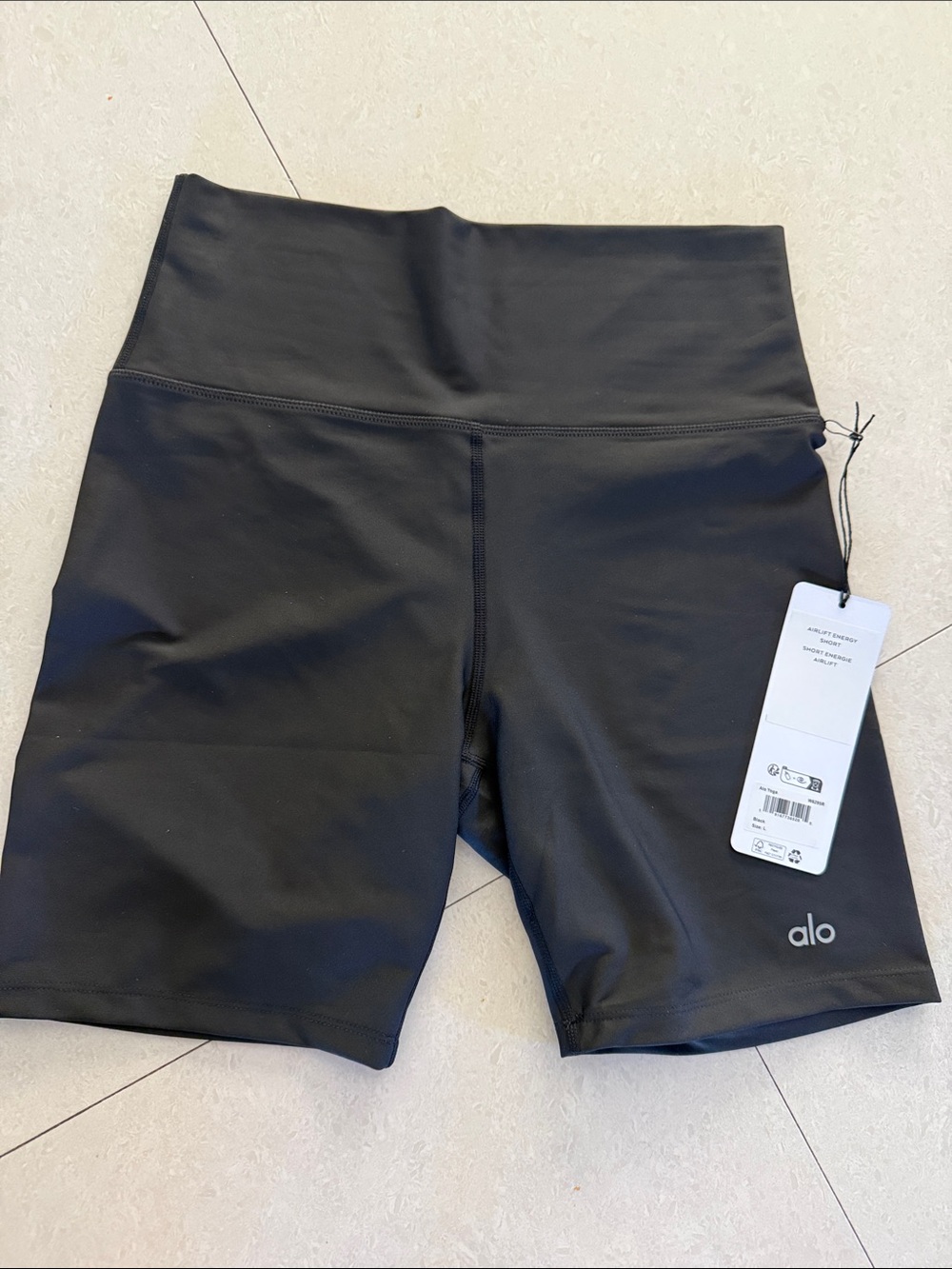 Alo Airlift Energy Women’s Bike Shorts Large NWT